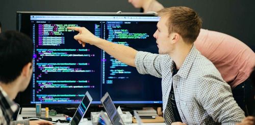 高校計算機學(xué)科排行榜揭曉 北大無緣前三，東南大學(xué)軟件開發(fā)僅次于清華